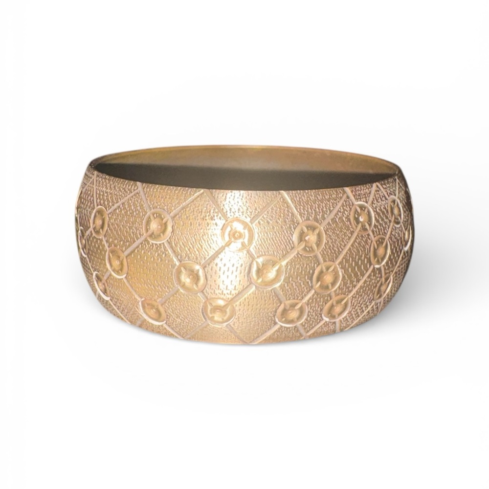 Brass Etched Wide Bangle Bracelet
Geometric Pattern J27